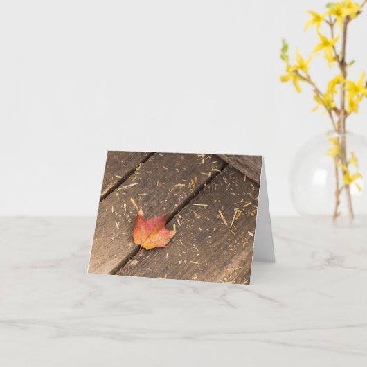 マップルリーフ ミニマリスト 秋の写真 カード (黄色い花)