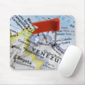 マップ上にベネズエラのカラカスに配置された地図ピン、 マウスパッド (マウス)