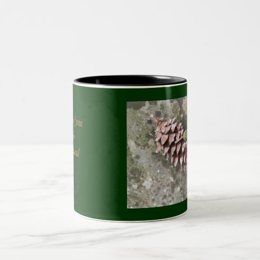 マツ円錐形及びふさのマグ ツートーンマグカップ (中央)