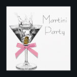 マティーニグラス ピンクマティーニパーティー 招待状<br><div class="desc">エレガントなピンクマティーニの誕生日パーティーの招待状。 あなたのイベントの詳細、フォントスタイル、フォントサイズと色、文言などを追加して、表と裏にあなただけの詳細を追加してください。</div>