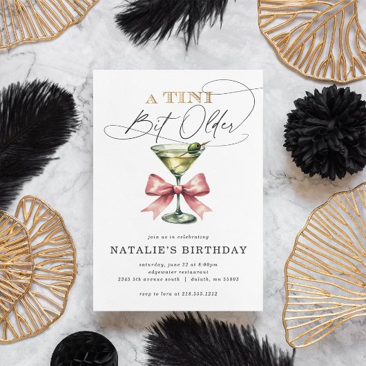 マティーニピンクリボンの誕生日おめでとうTini Bit Older 招待状