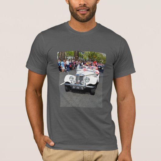 マデイラのMG車 Tシャツ (正面)