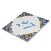 マデリーンの大きい屋家番号 タイル (側面)