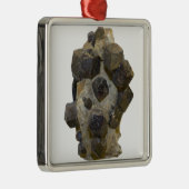 マトリックスのSpessartite メタルオーナメント (右)