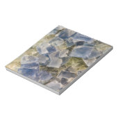 マトリックス中の青色蛍石の結晶 ノートパッド (回転)