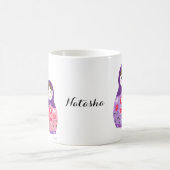 マトリョスカかロシアのわいい人形の巣作り娘 コーヒーマグカップ (中央)