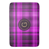 マドラスホットピンクパターンイニシャル パーソナライズされた バスマット (正面縦)