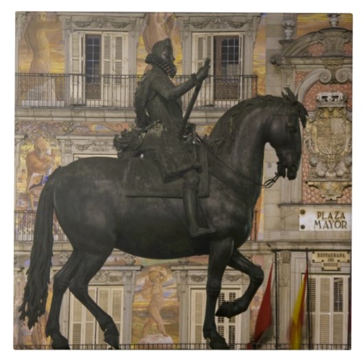 マドリードのフィリップ3世の像と市長 タイル (正面)