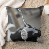 マドリード、ブラック·ベスパ·スクーター クッション (ブランケット)