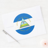 マナグア国旗とコート・オブ・アームズ、ニカラグア国旗 ラウンドシール (封筒)