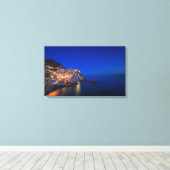 マナローラの町は夕べのチンケ・テレ キャンバスプリント (インサイチュ (ウッドフロア))