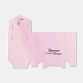 マニキュリストはフィネスでそれを行う フェイバーボックス (折り畳みなし)