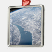 マニコーガンクレーターとセントローレンス川 メタルオーナメント (左)