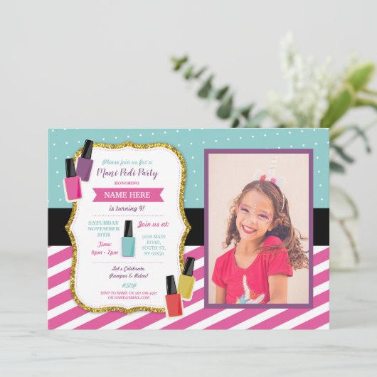 マニペディ美しい誕生日パーティーパンパーフォトピンク 招待状 (スタンド正面)
