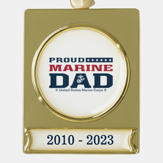 マネ誇りを持ったルパパ – カラー ゴールドプレートバナーオーナメント (正面)