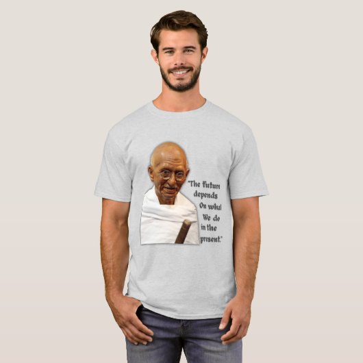 マハトマガンディをテーマにした Tシャツ (正面フル)