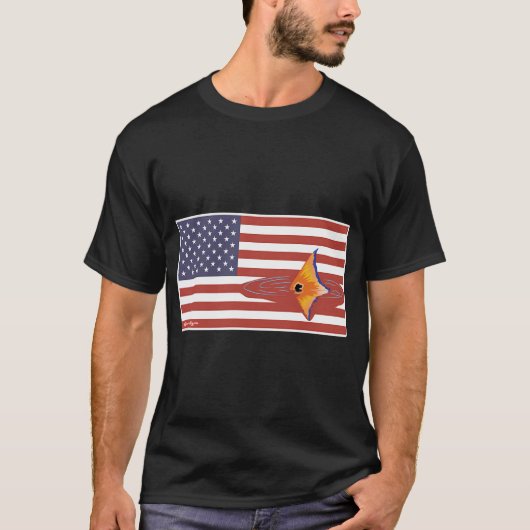 マヒマヒアメリカ国旗バッジ Tシャツ (正面)