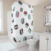 マフィン。ハッピーバースデーカップケーキ背景（白） シャワーカーテン (インサイチュ)