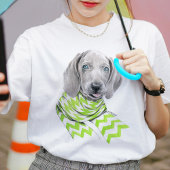 マフラー付きワイマラナーかわいい子犬のポートレートアート Tシャツ