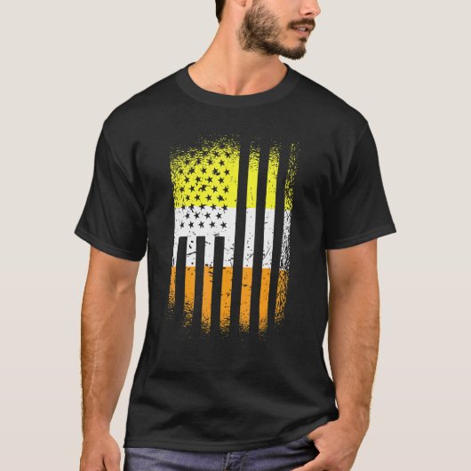 マベリケ国旗プライドLgbtqアメリカプライド国旗 Tシャツ (正面)