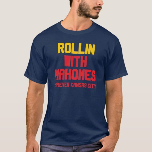 マホームズと共に Tシャツ (正面)