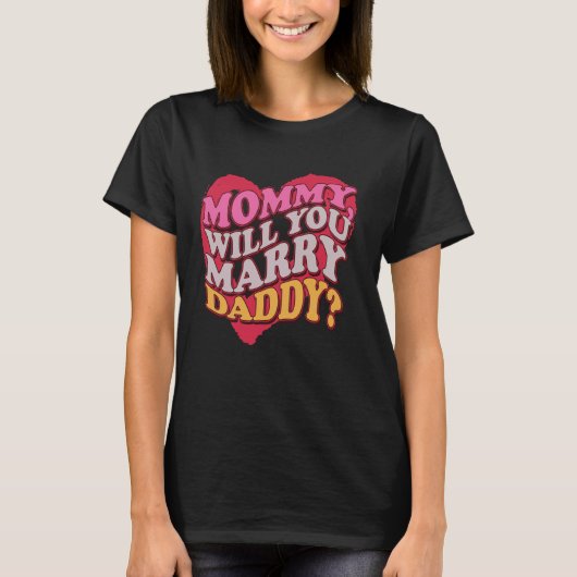 ママがパパと結婚してくれるのパパ Tシャツ (正面)
