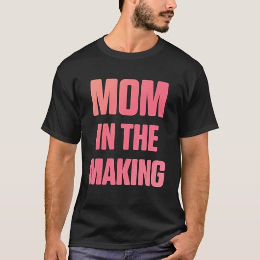 ママが作ってくれることを期待して初めての新しいママ Tシャツ (正面)