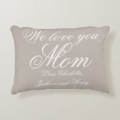 「ママが大好きパーソナライズされた」グレーと白 アクセントクッション (正面)