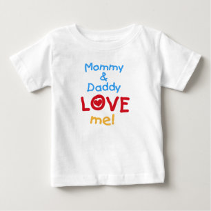 ママとパパが私を愛して ベビーTシャツ