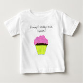 ママとパパの小さなカップケーキキキッズTシャツ ベビーTシャツ (正面)