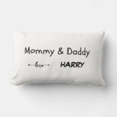 ママとパパの愛 – パーソナライズされた枕 ランバークッション (正面)