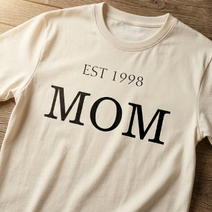 ママになった年 クラシックなママの存在感 Tシャツ