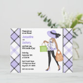 ママになる人（肌が濃い） 紫の格子柄 ベビーシャワー 招待状 (スタンド正面)