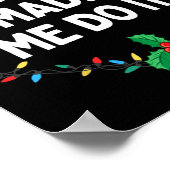 ママに無理やり着させられたクリスマスのリンクコーデなんて嫌 ポスター (角)