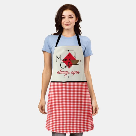 ママのカフェジンガ赤と白ムチェックパターン エプロン (着用した状態)