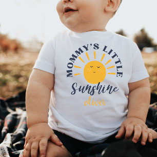 ママの小さな太陽の光カスタムのおもしろい贈り物生まれたばかりの ベビーTシャツ