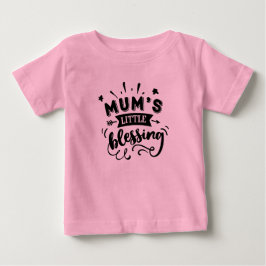 ママの小さな祝福 ベビーTシャツ