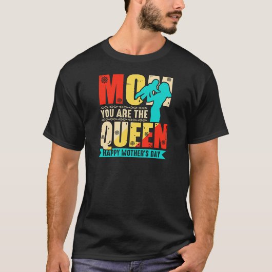 ママはクイーン–67761 Tシャツ (正面)