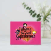 ママはスーパーヒーロー実在だ インビテーションポストカード (スタンド正面)