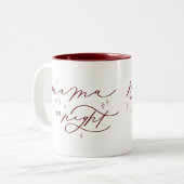 ママは夜の静かクリスマスのマグカップを望む ツートーンマグカップ (正面左)