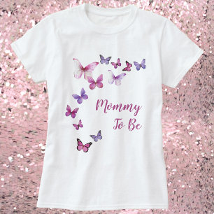 ママは小さな蝶の赤ちゃんシャワーになる Tシャツ