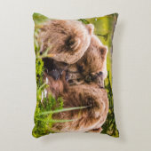 ママは彼女の2つの子供を看護するクラーク湖ナシア アクセントクッション (正面(垂直))