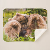 ママは彼女の2つの子供を看護するクラーク湖ナシア シェルパブランケット (正面(横))