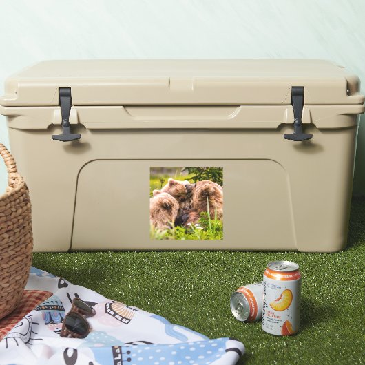 ママは彼女の2つの子供を看護するクラーク湖ナシア シール (クーラー)