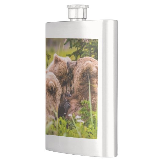 ママは彼女の2つの子供を看護するクラーク湖ナシア フラスク (左)