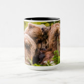 ママは彼女の2つの子供を看護するクラーク湖ナシア マグカップ (中央)