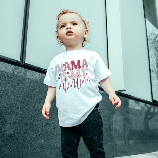 ママは私のバレンタインデーベビーTシャツ ベビーTシャツ