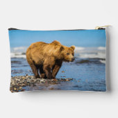 ママは2人の子どもたちを見ている アクセサリーポーチ (裏面)