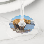 ママは2人の子どもたちを見ている ワイングラスタグ (クローズアップ)