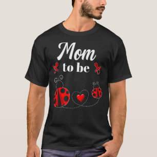 ママはLadybug赤ちゃんシャワー Tシャツ